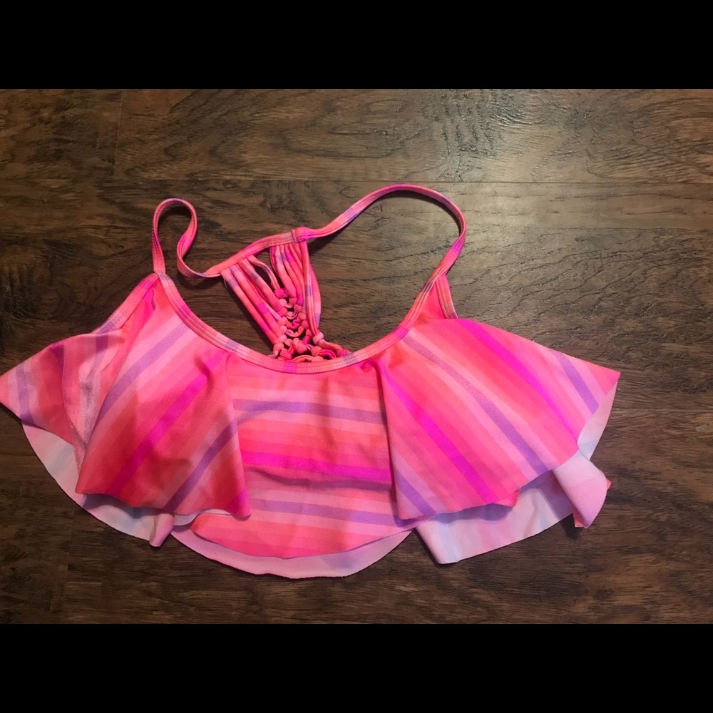 Women’s bikini top never worn size medium